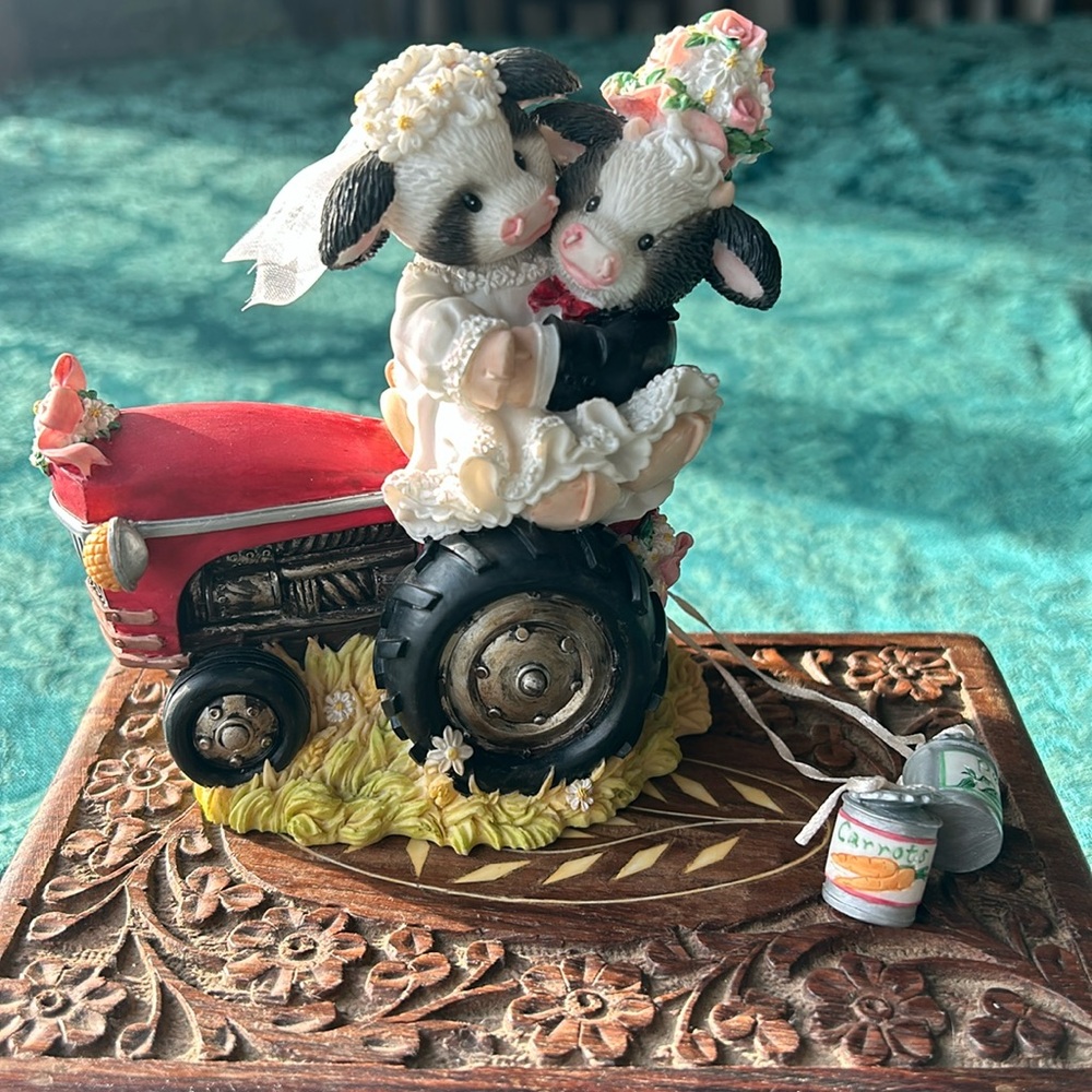 Unique Cow Cake topper